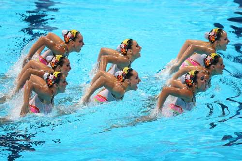 A equipe de nado sincronizado vai disputar a final da prova técnica de equipe com a nona posição / Foto: Satiro Sodré/CBDA